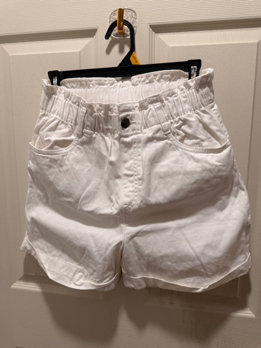 H&M White High-Waist Elastic Waistband Shorts